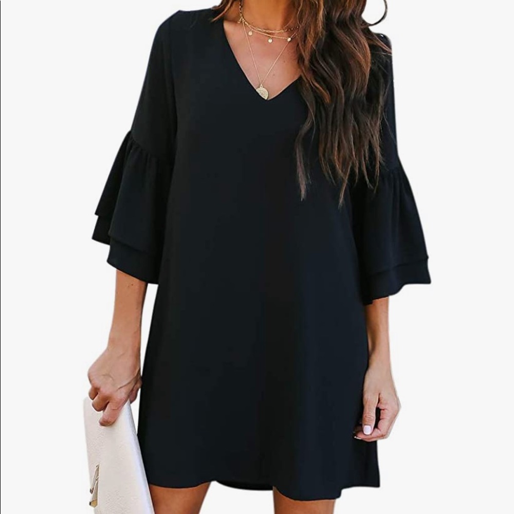 Black belle sleeve shift dress
